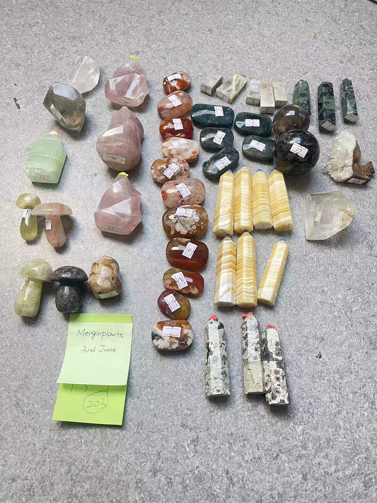 LULU's Crystals 70% off, over$50 get scarf ,over $100 get money tree ,follow+claim name= one free ring$1 does not enjoy free shipping！！！comment to win