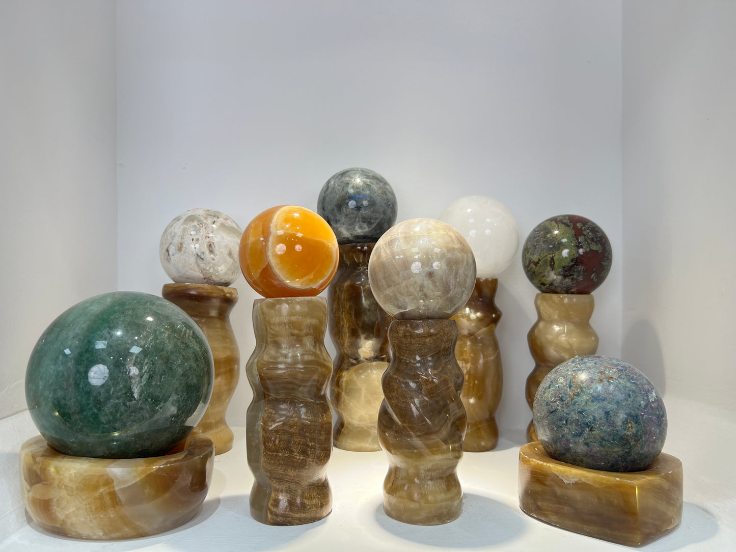 【90% OFF】Eva and Nova's Choice Towers Spheres Carvings And Its Accessories